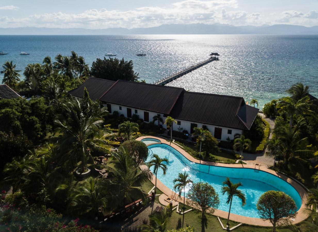 Kasai Village Dive Resort Моалбоал Экстерьер фото